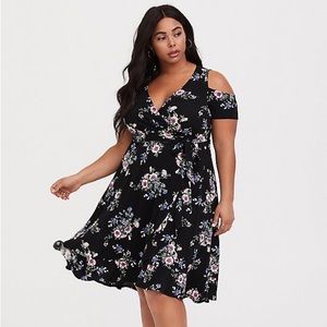 Torrid Black floral cold shoulder wrap dress